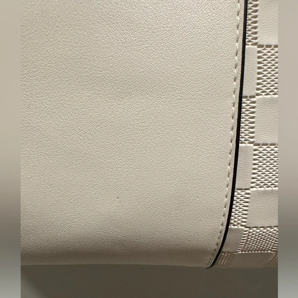 Tahari Cream Shoulder Bag - Picture 11 of 16